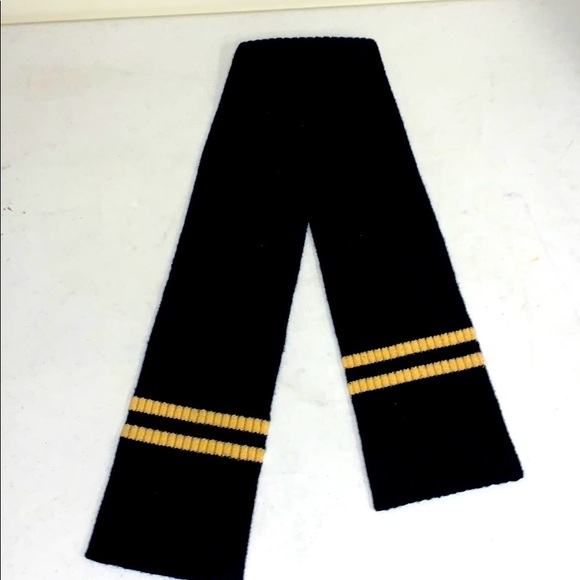 BEST & Co Lambswool Scarf in Black - Picture 1 of 2